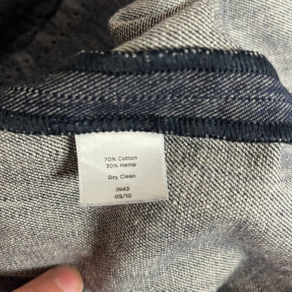 Talbots Classic Denim Chambray Zip Back Pencil Skirt size 10 - Picture 5 of 5